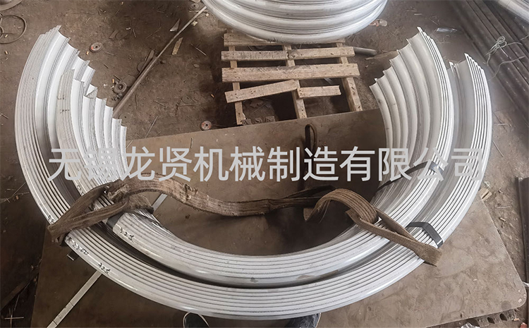 無錫龍賢機械的不銹鋼半圓管